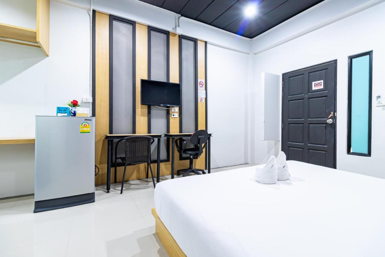 Cs Klongtoey Grand Resort Ban Yep Chaeng Buitenkant foto