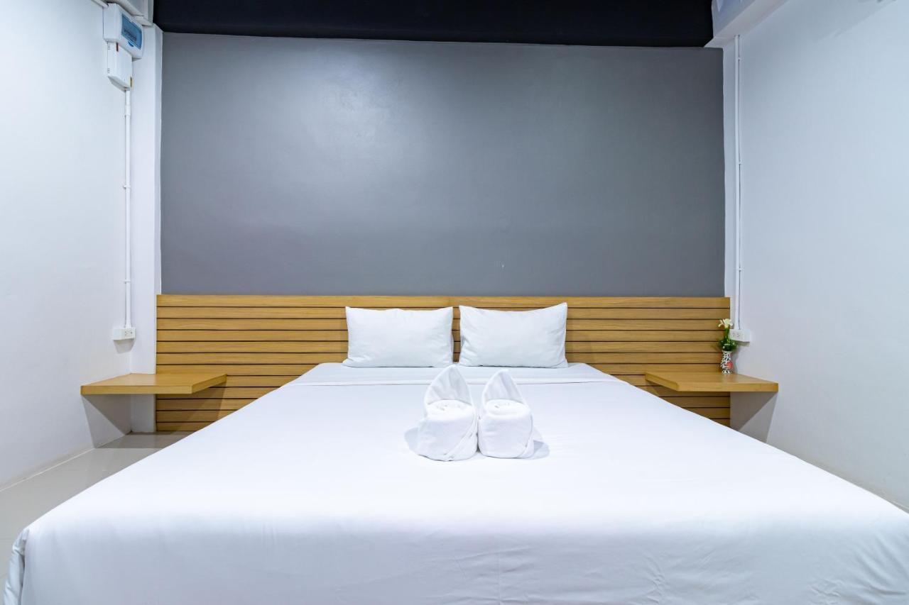 Cs Klongtoey Grand Resort Ban Yep Chaeng Buitenkant foto