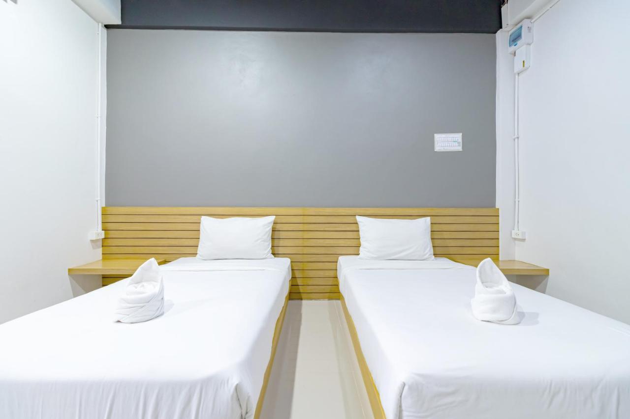 Cs Klongtoey Grand Resort Ban Yep Chaeng Buitenkant foto